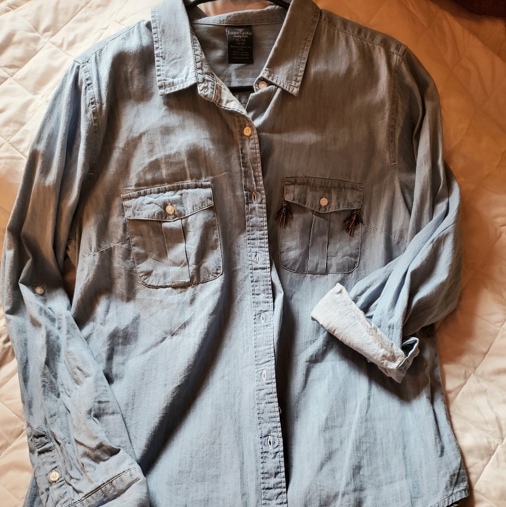 Chambray button-up with Indian embroidery.